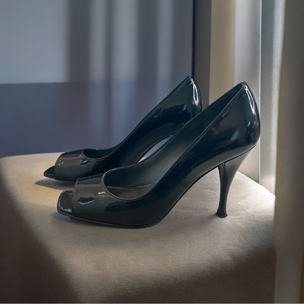 Stuart Weitzman Heels - Picture 5 of 9